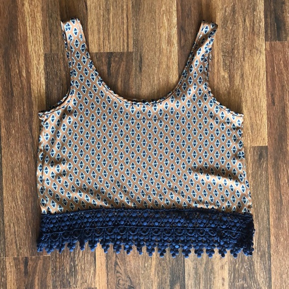 Crop Top Tank - Picture 2 of 2
